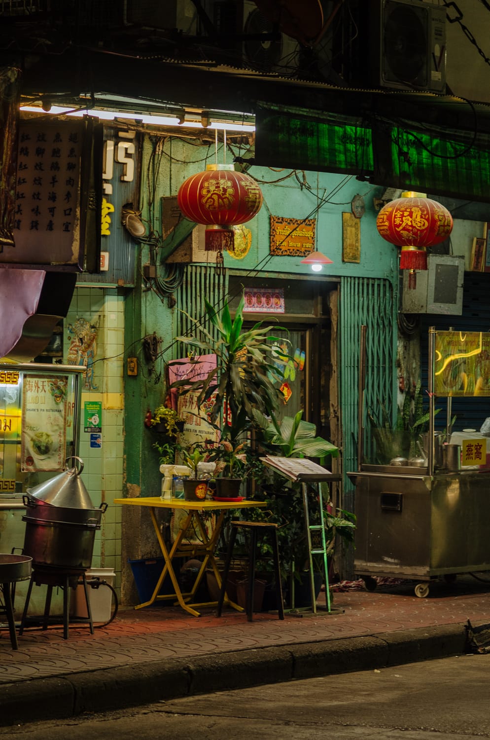 Фото 37 из альбома Bangkok & Phuket 2022